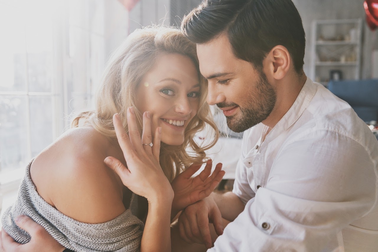 Hidden Details to Look for When Shopping for an Engagement Ring Hidden Details to Look for When Shopping for an Engagement Ring